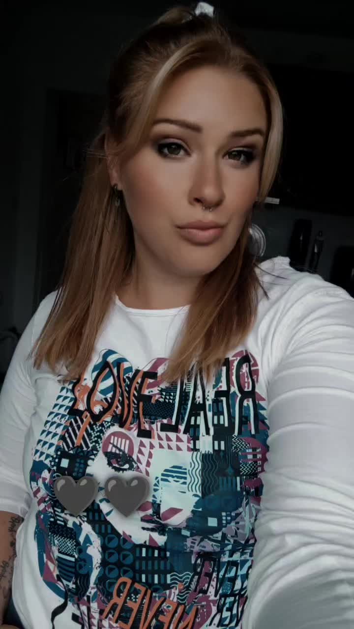 @𝐌𝐚𝐫𝐢𝐞KL