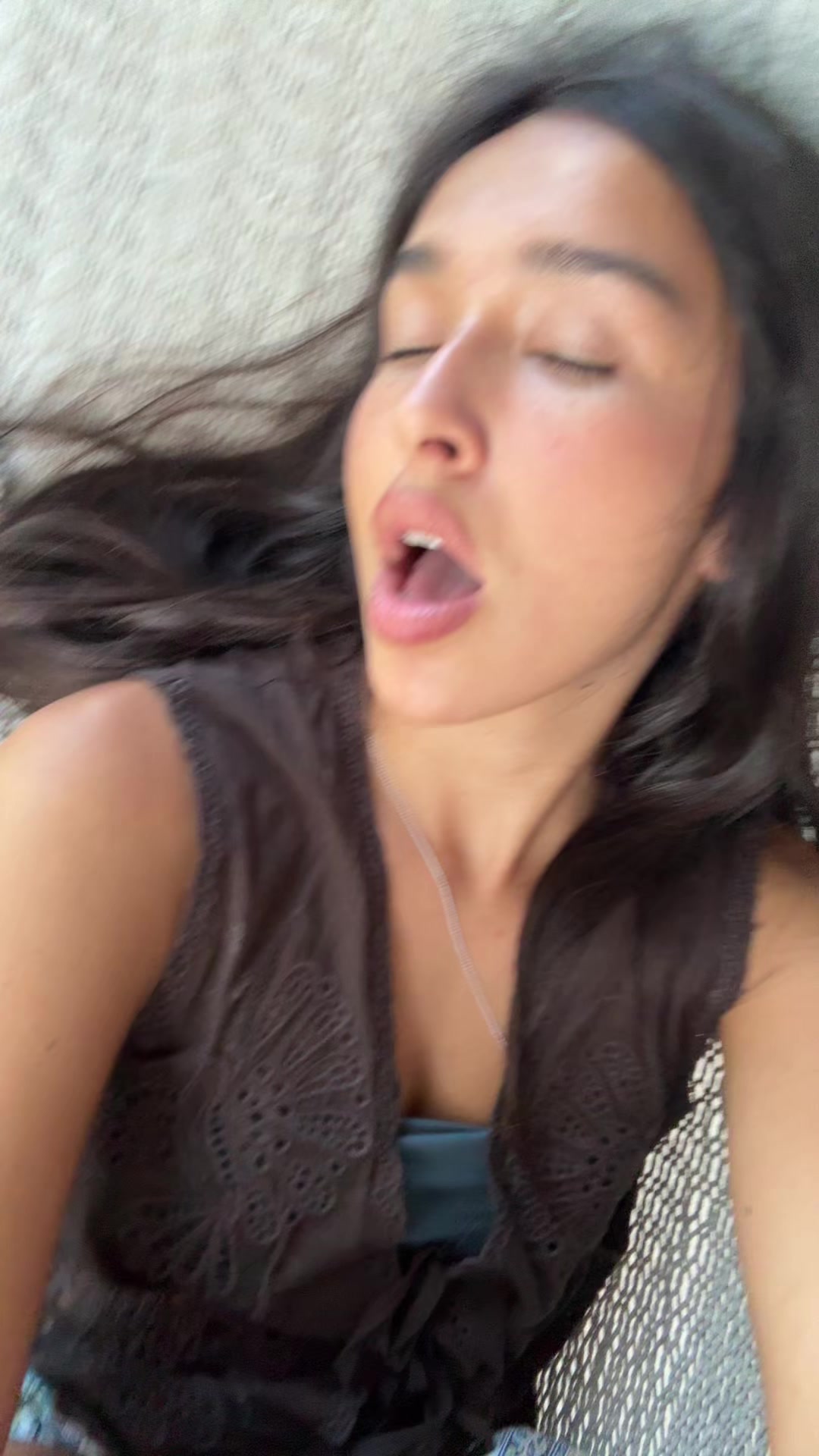 @Isa