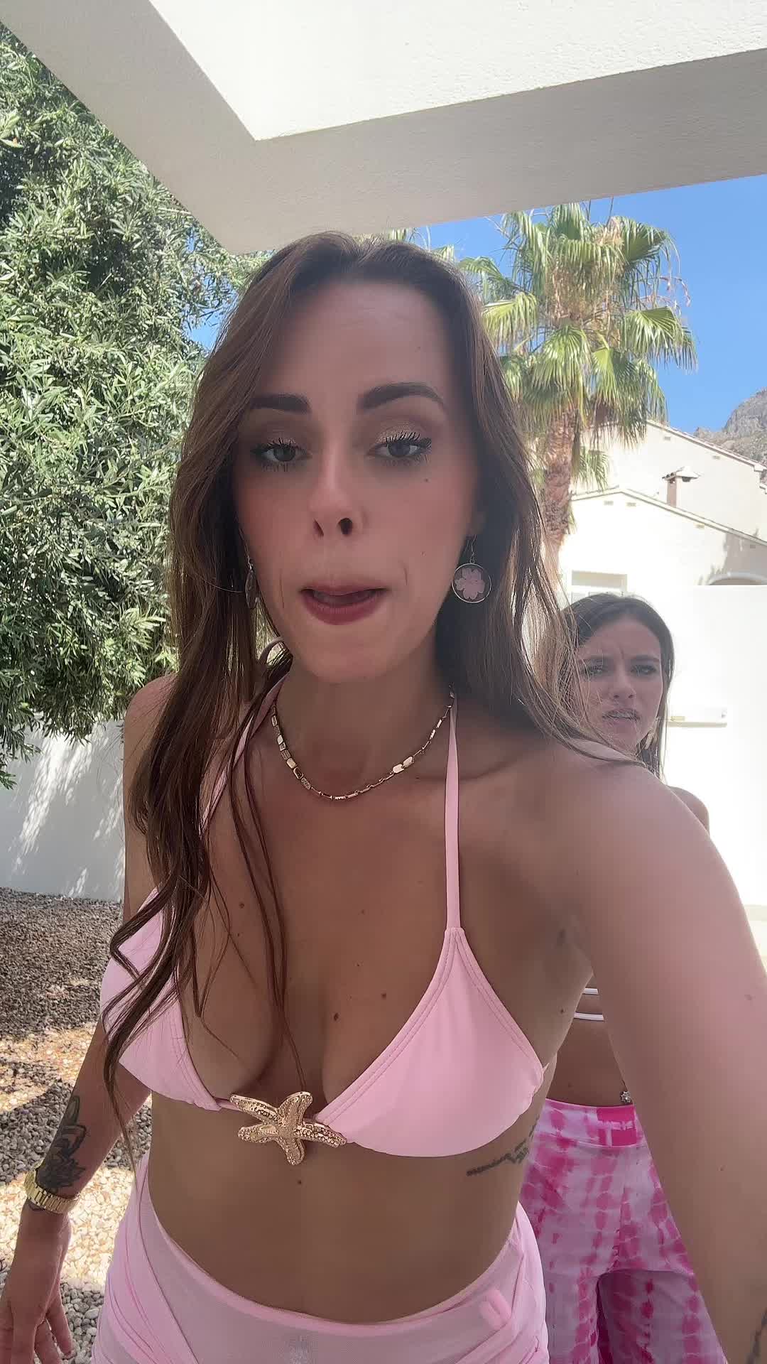 @starsglowofficial