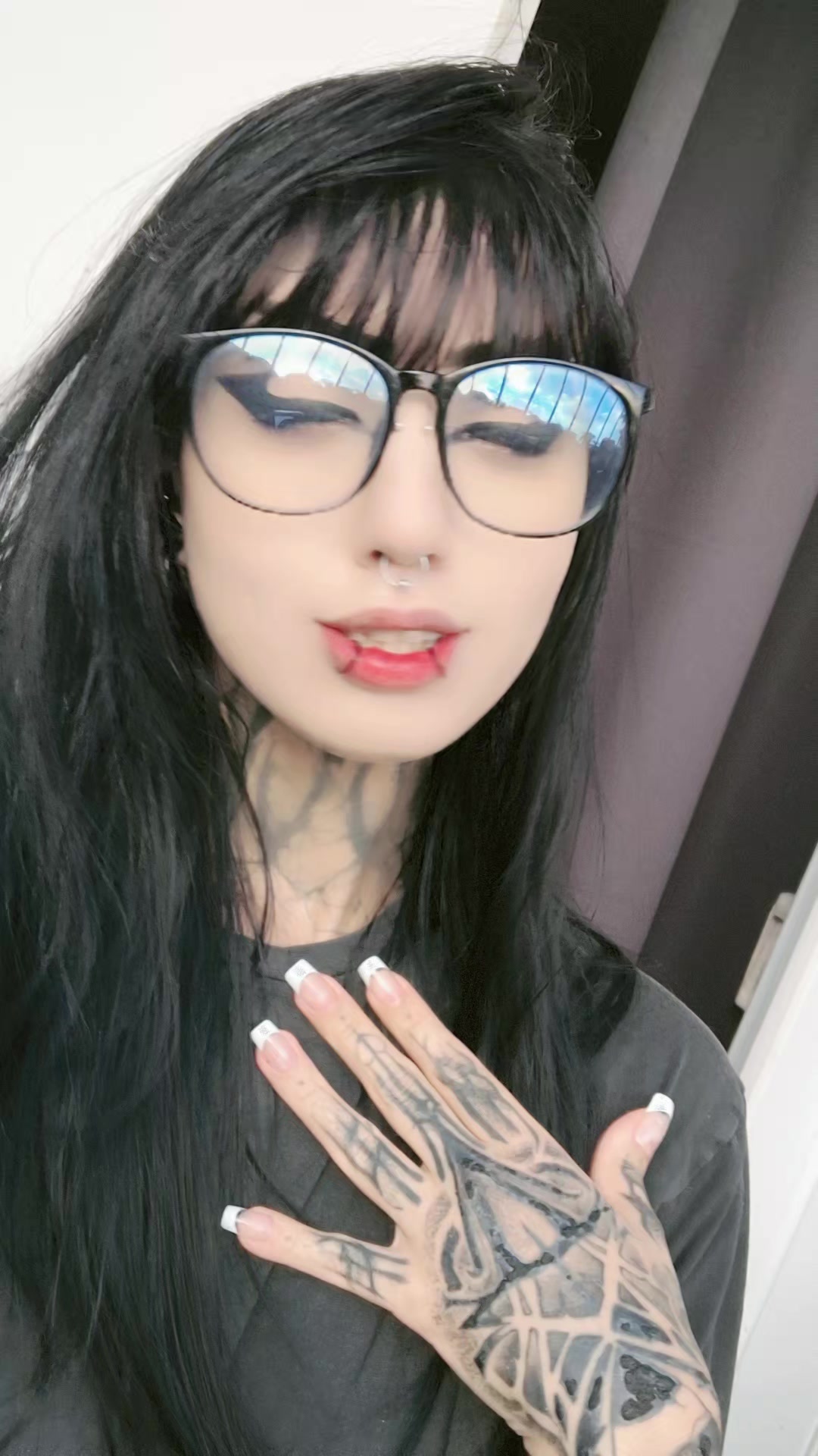 @Akyra Suzuki
