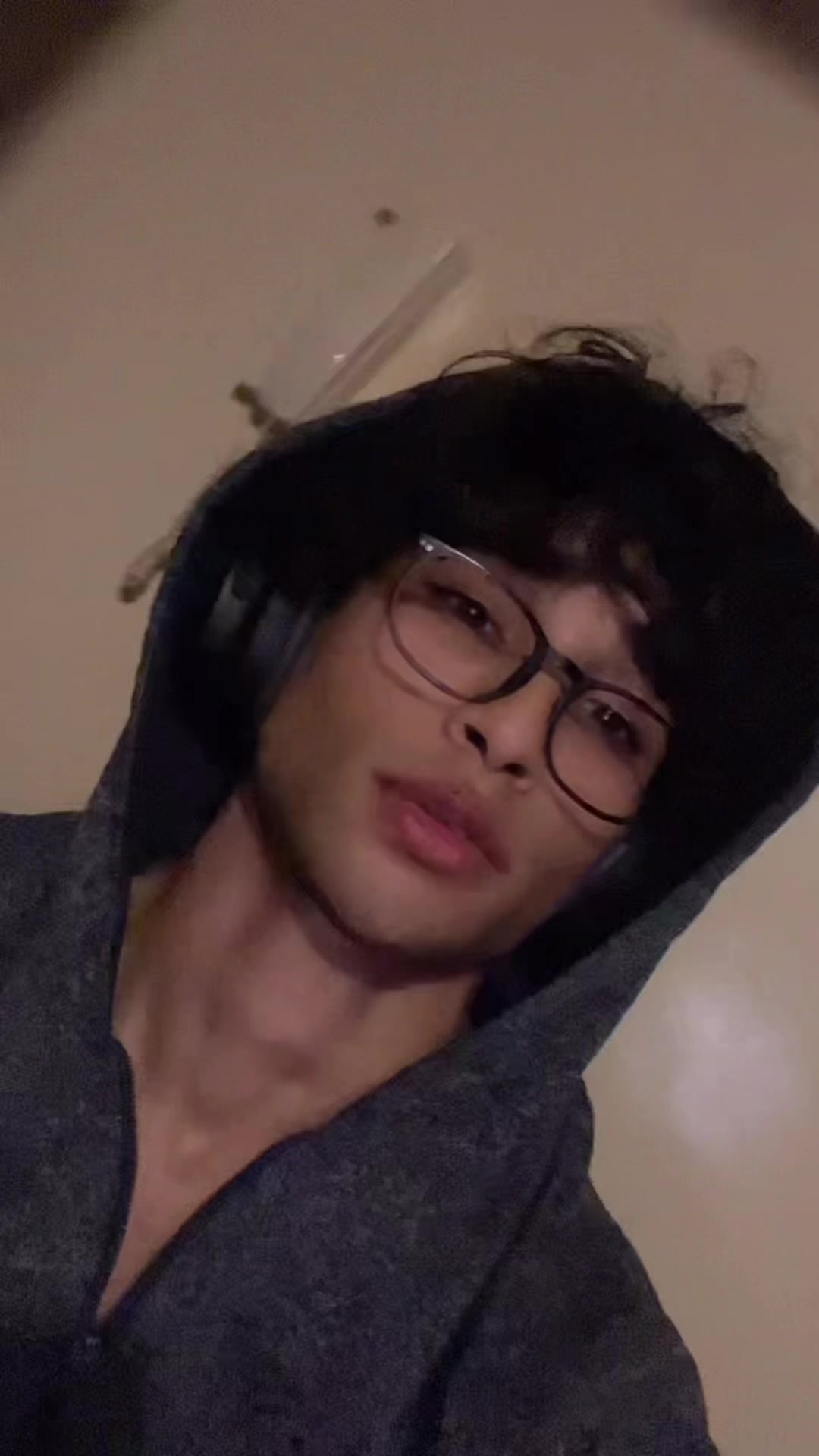 @Yixa