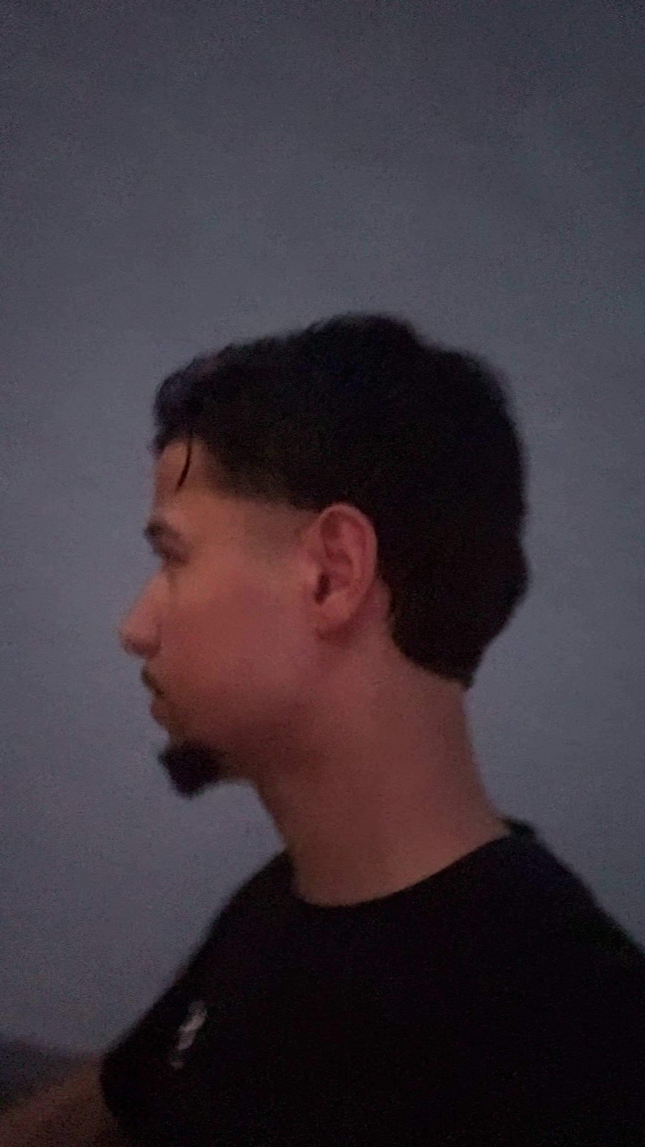 @È N