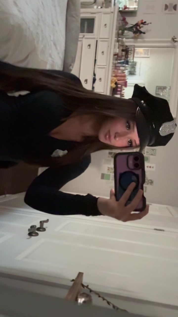 @Juliyuhh