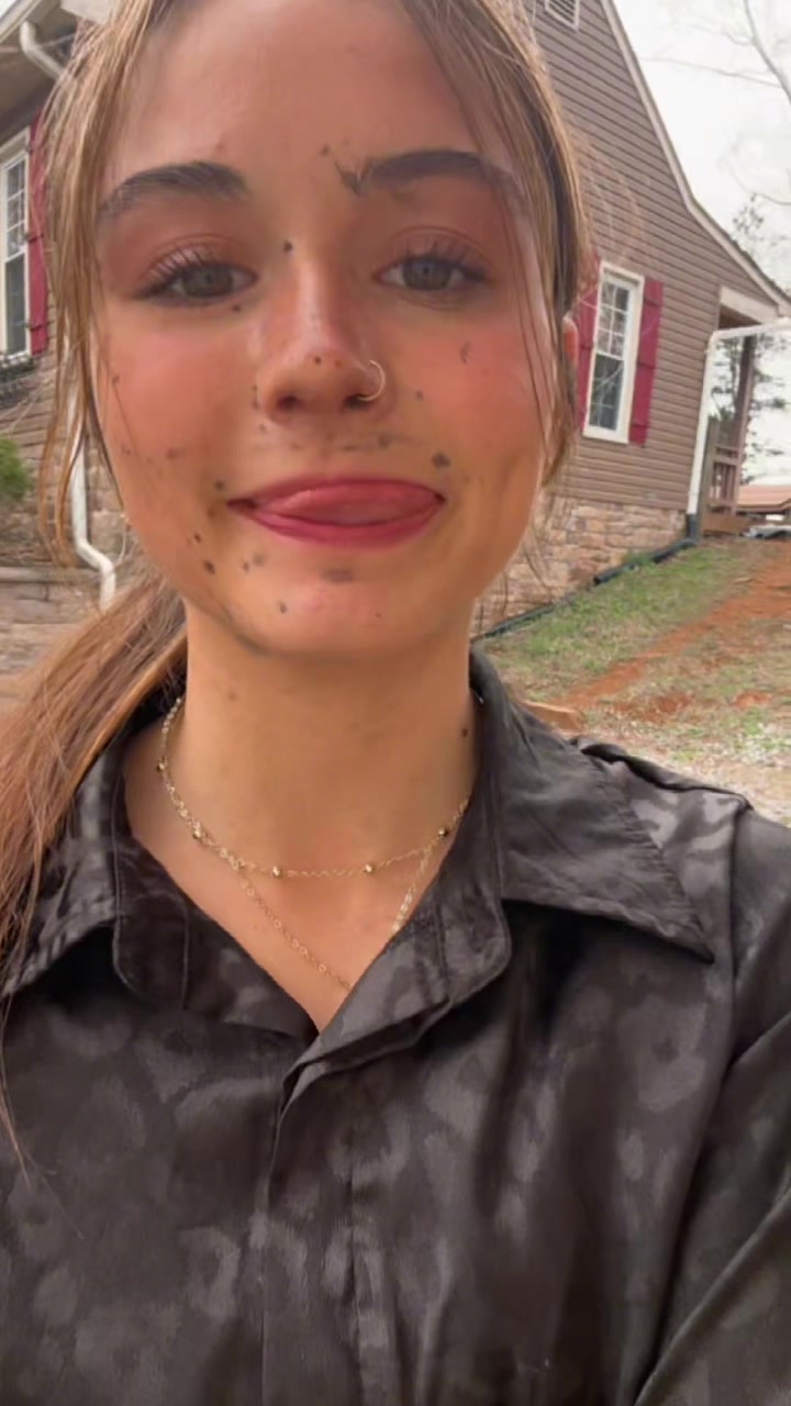 @ella