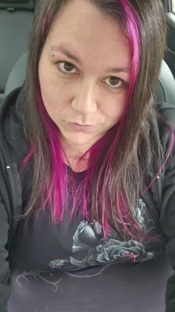 @z!cke89🦋💜🩷🖤🌸🎮😈