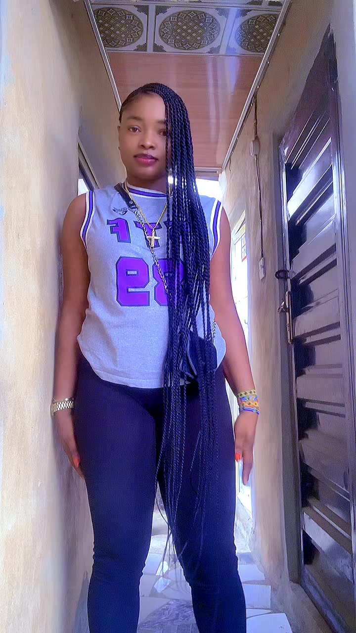 @chizzyiyke fashion designer