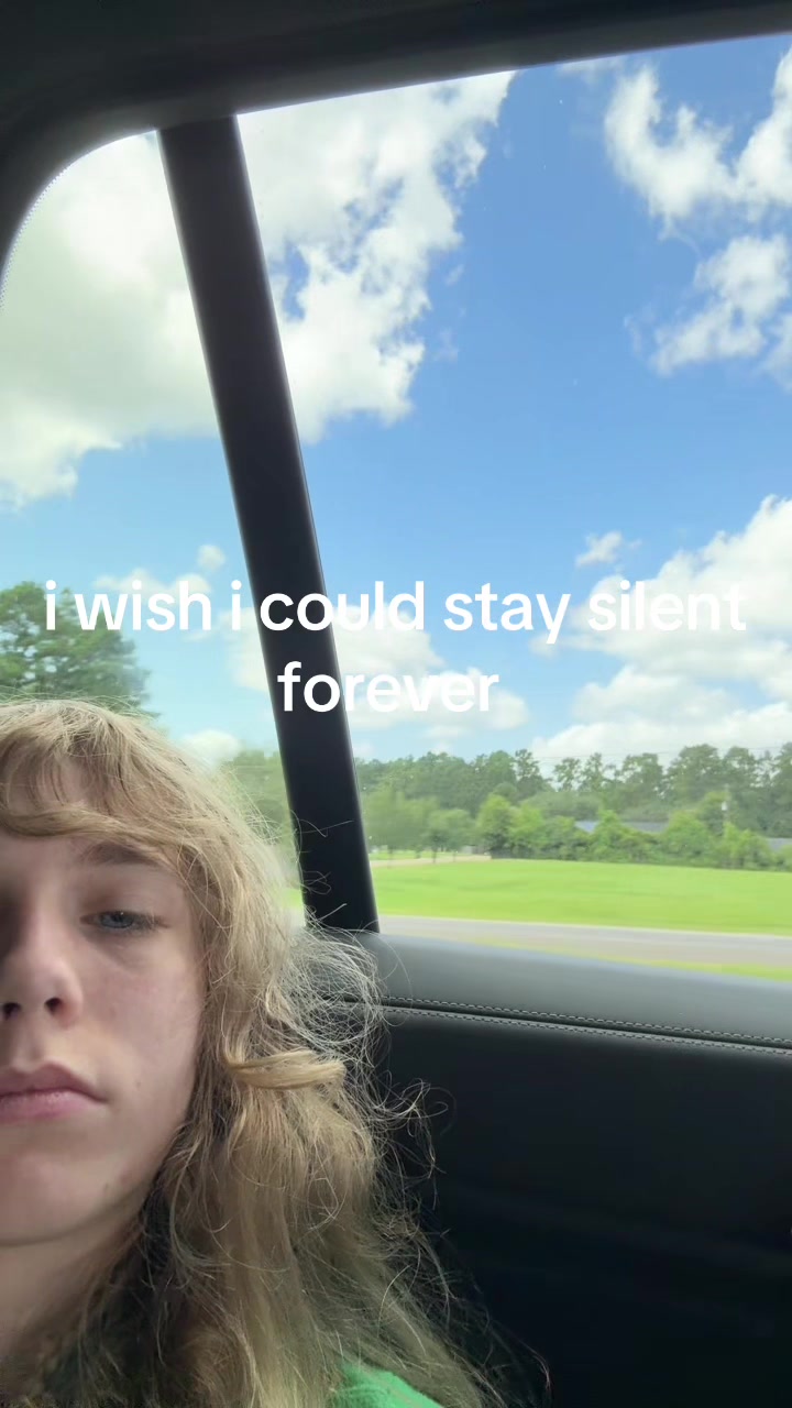 @swimswamswum