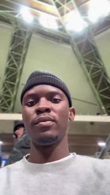 @BuhleMcking🇿🇦