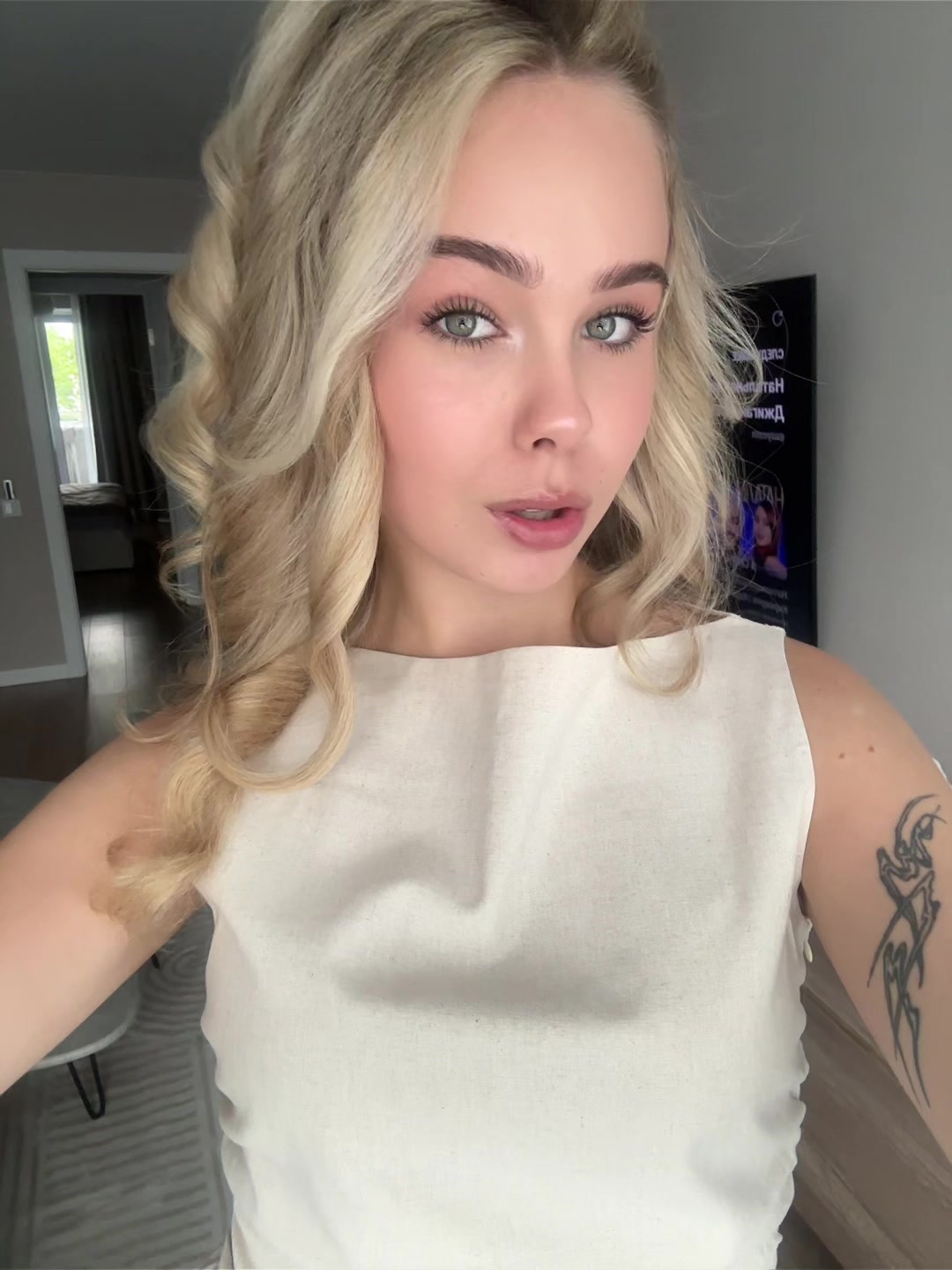 @алеся александровна