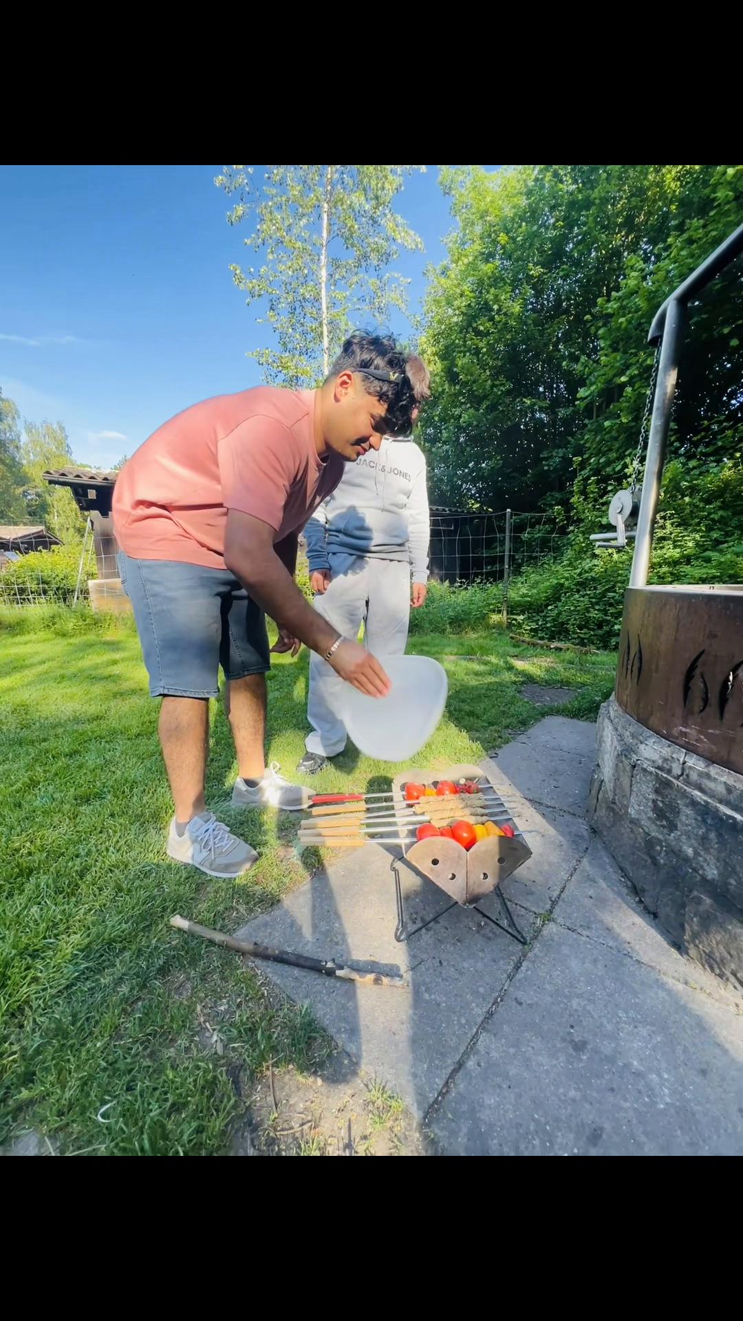 @Beşir Norouzi🇨🇭🥰🇬🇧