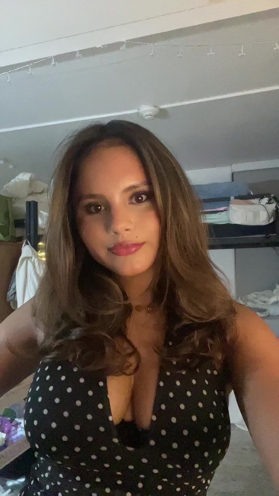 @Isabella