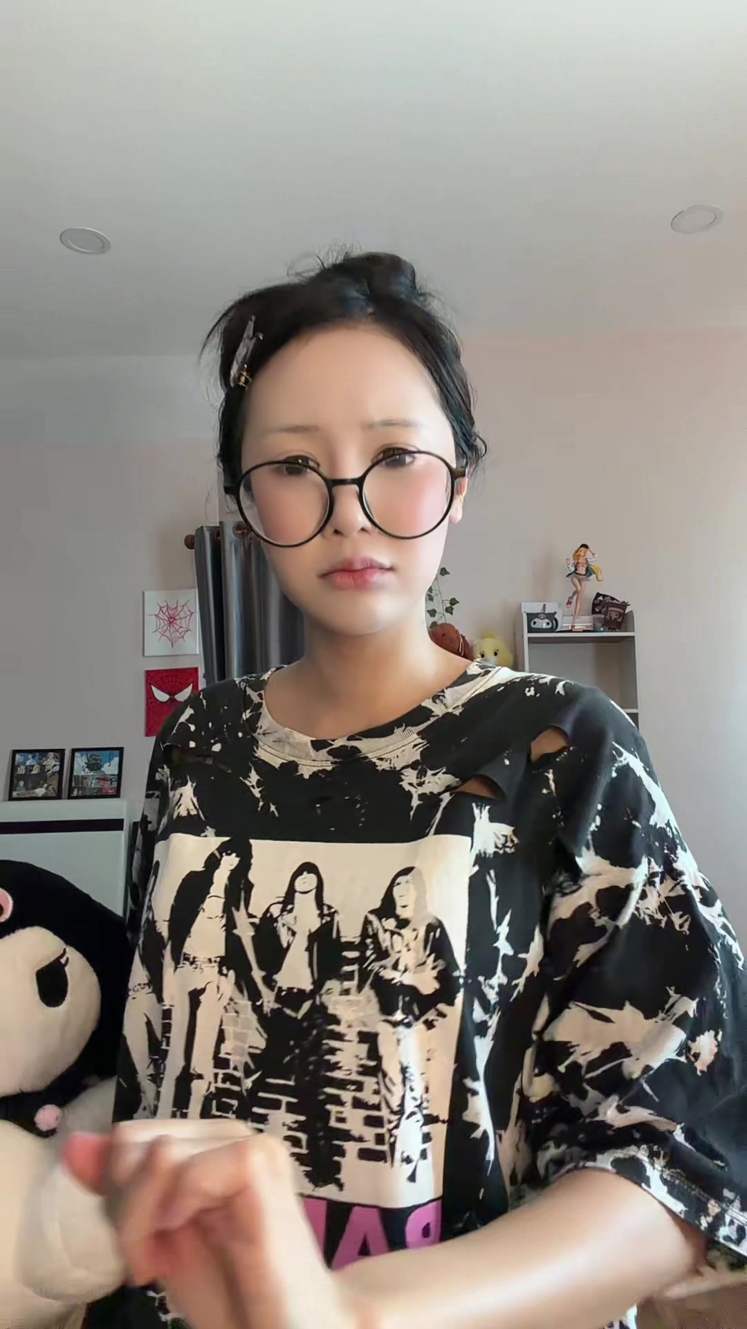 @อาเนีย&ensp;ฮับป๋ม