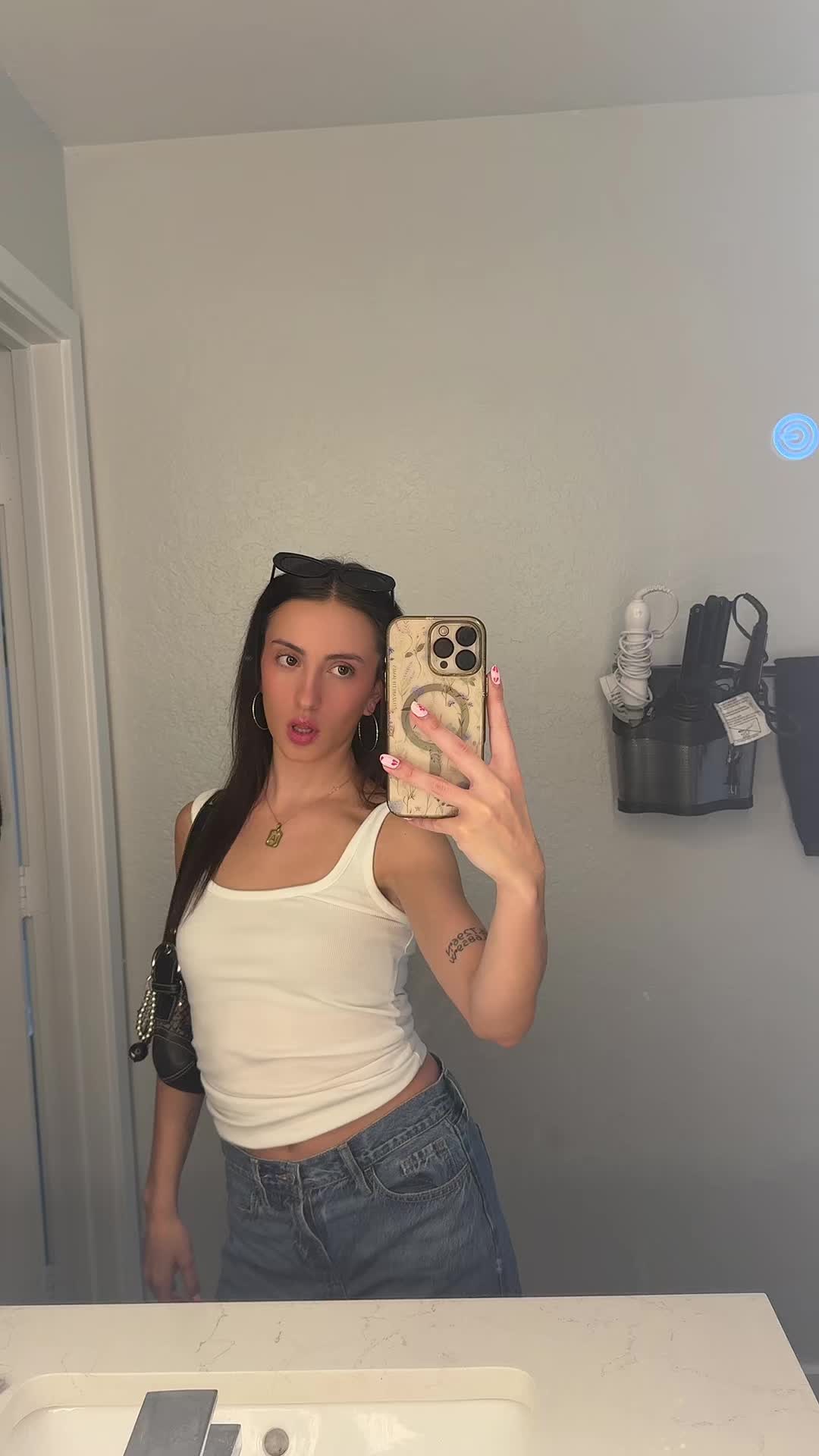 @anna
