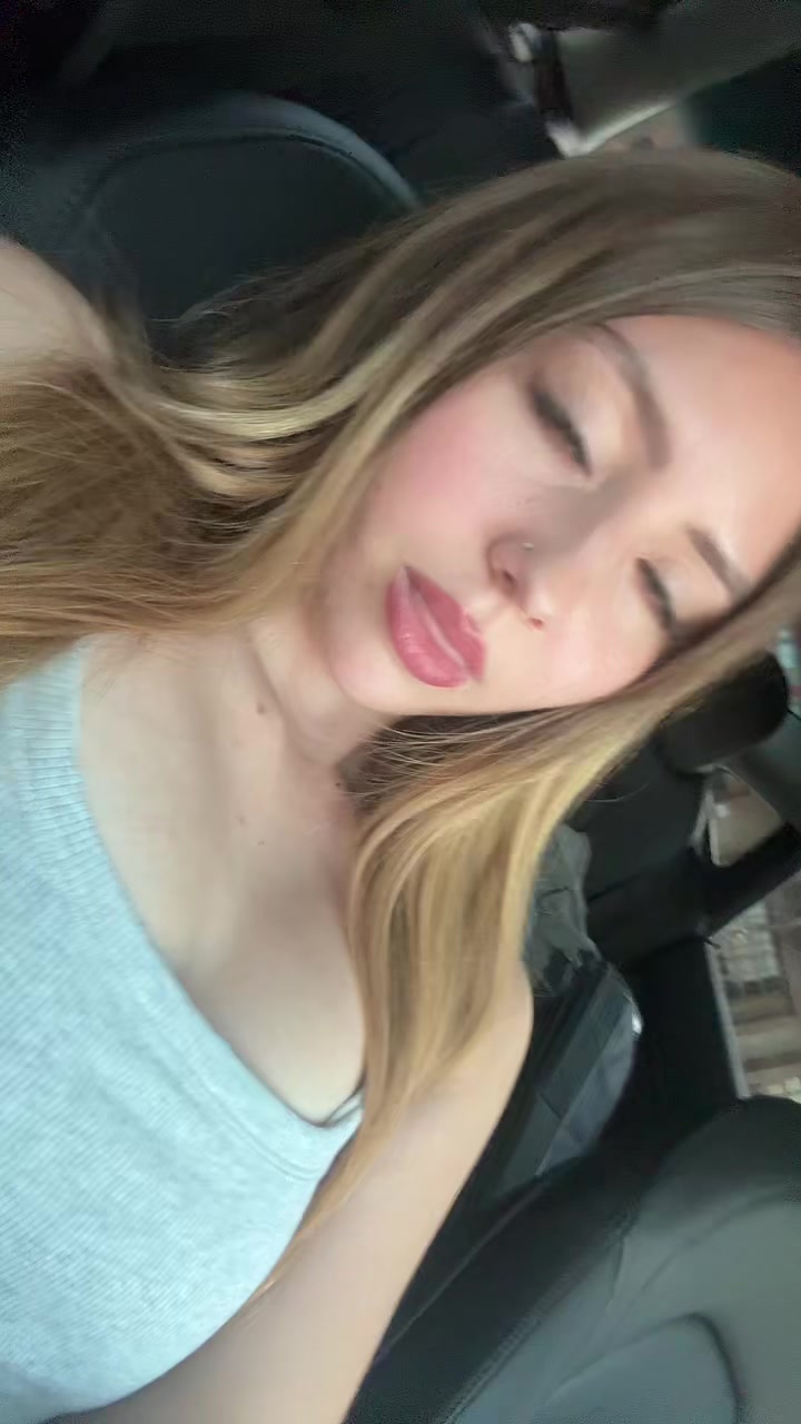 @$kayla
