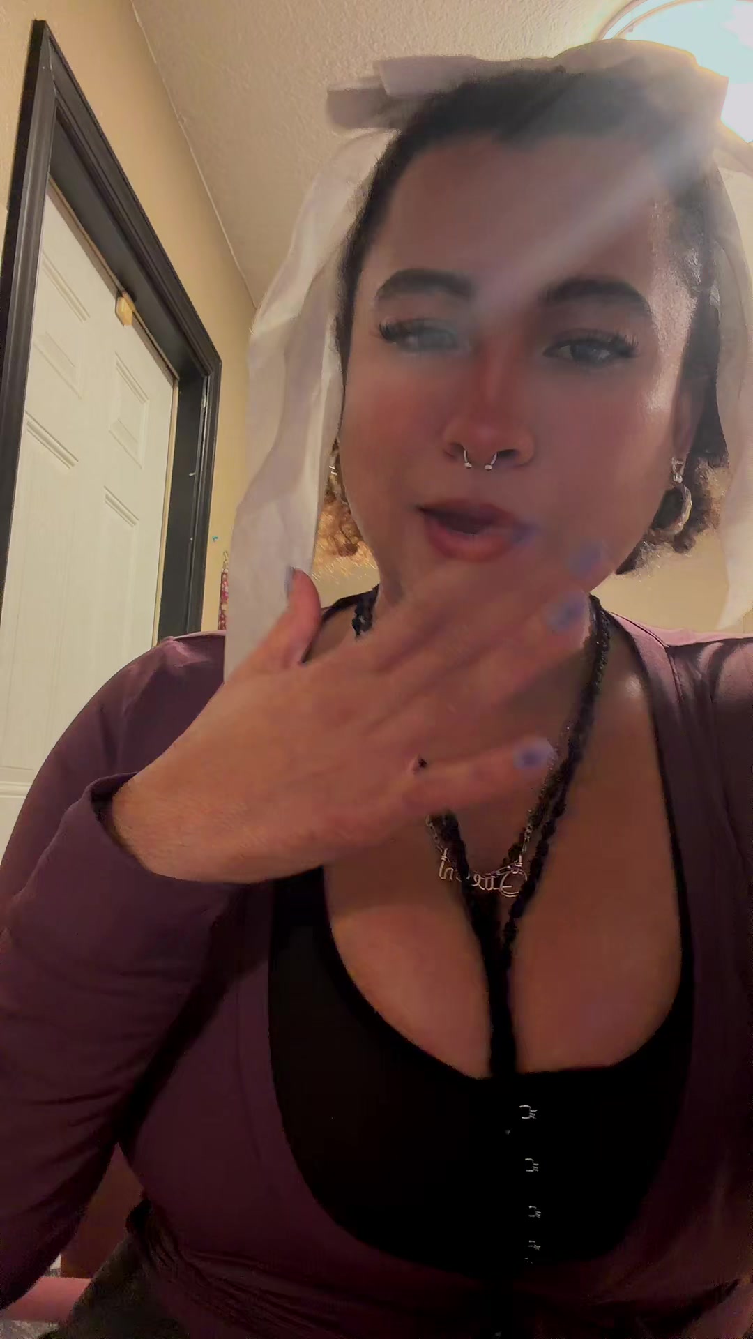 @QueenRosita