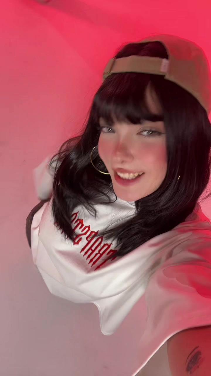 @Ariana