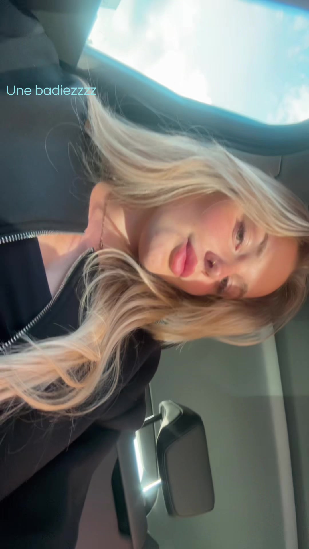 @x_llen1