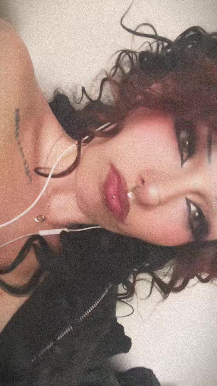 @n.iiinnnaaa