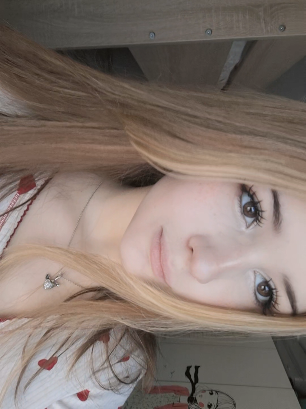 @лизалабутенка