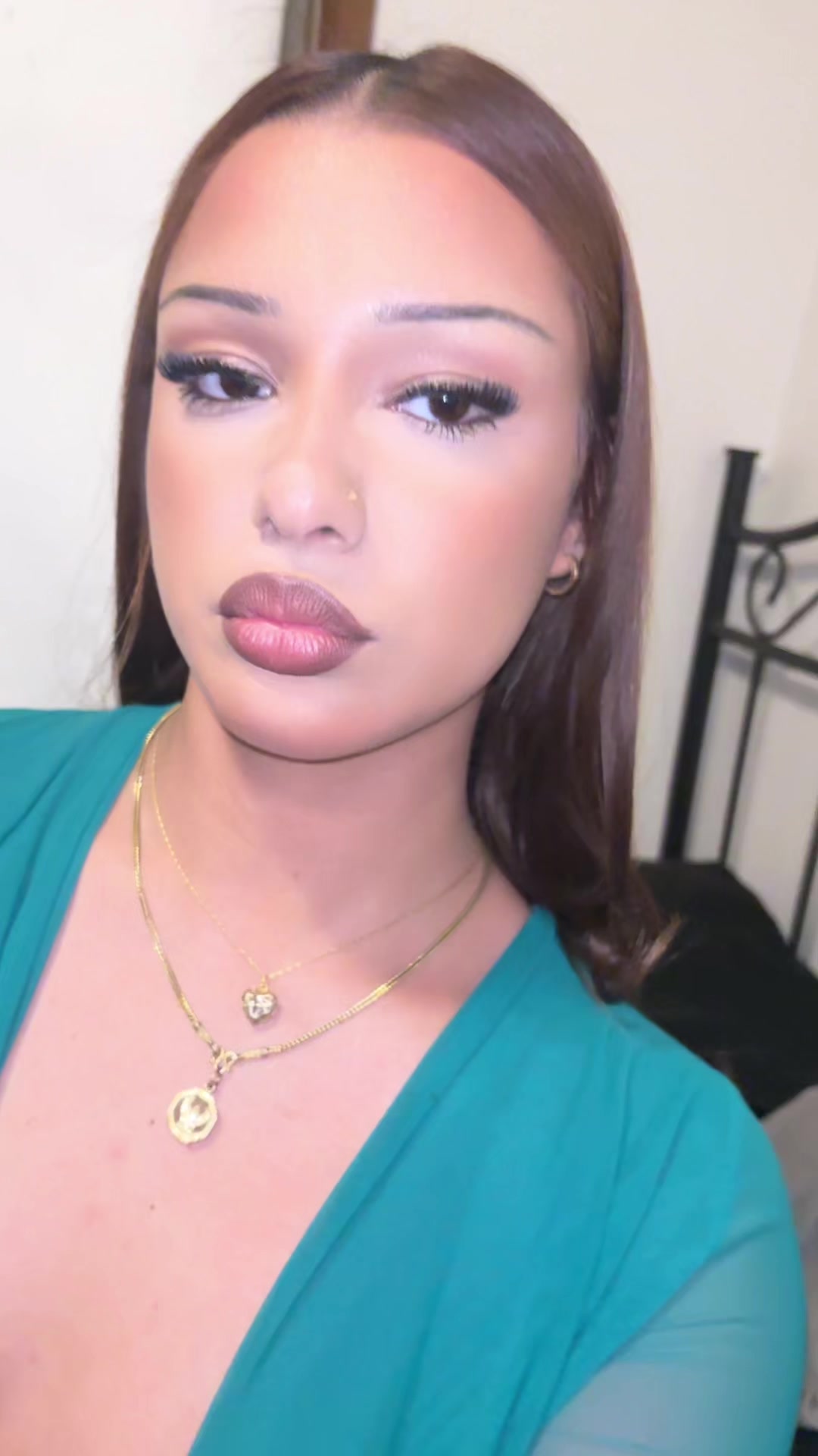 @Maybe_.alexaa