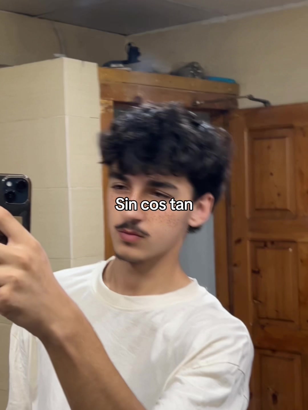 @🐺