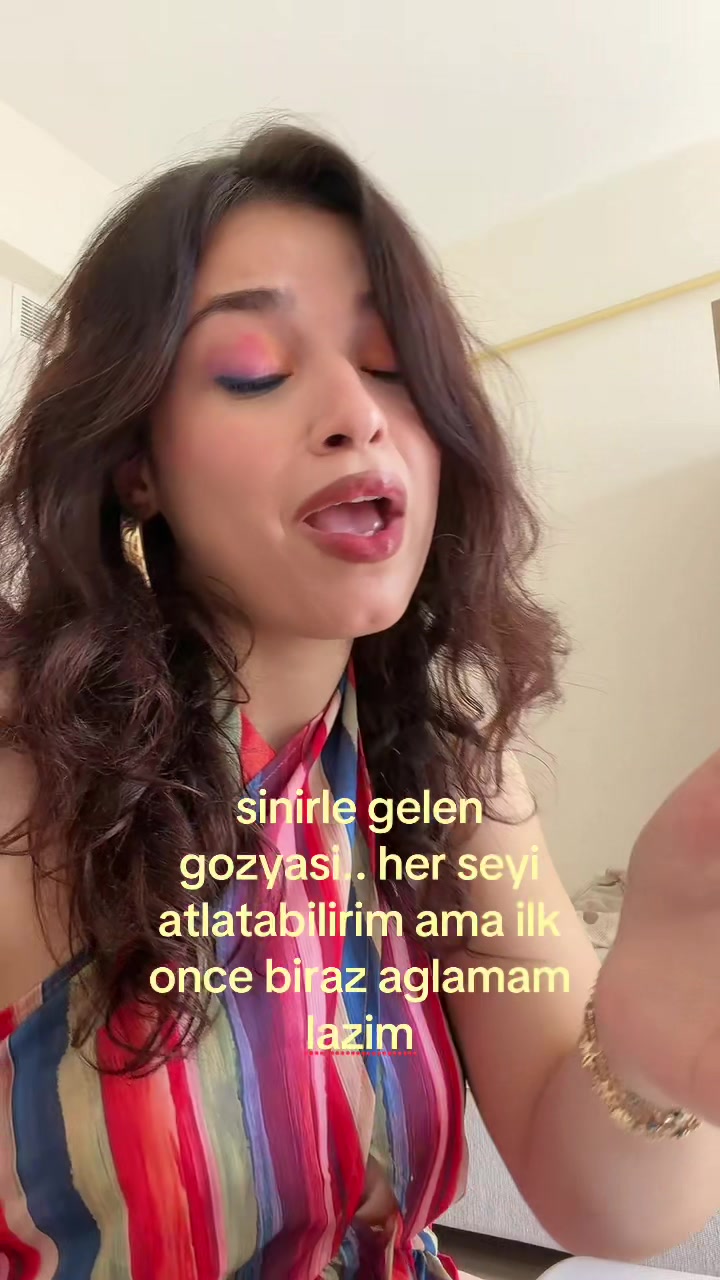 @ela ✩‧₊˚