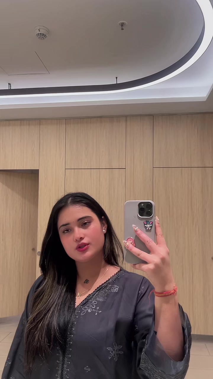 @𝐈ʂɧąŋı