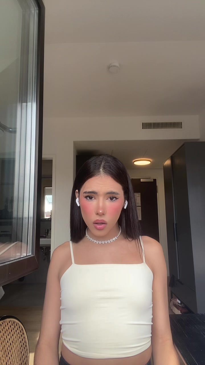@ana lara 💋
