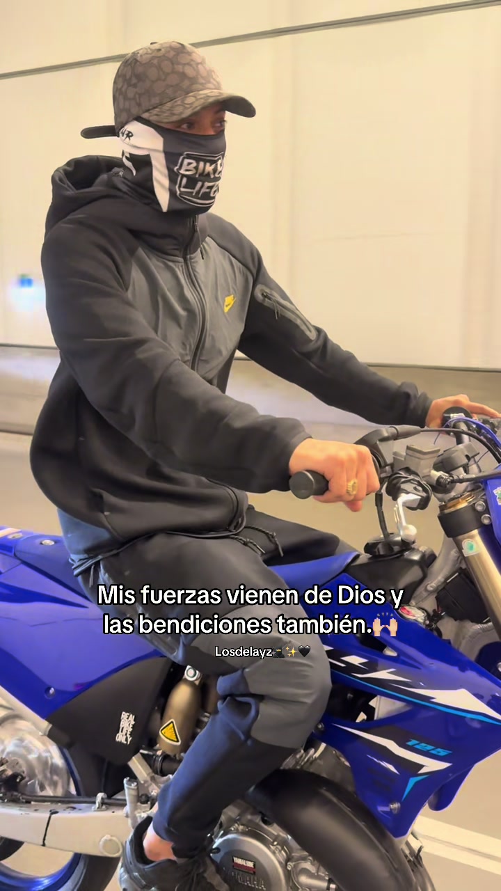 @Los de la yz
