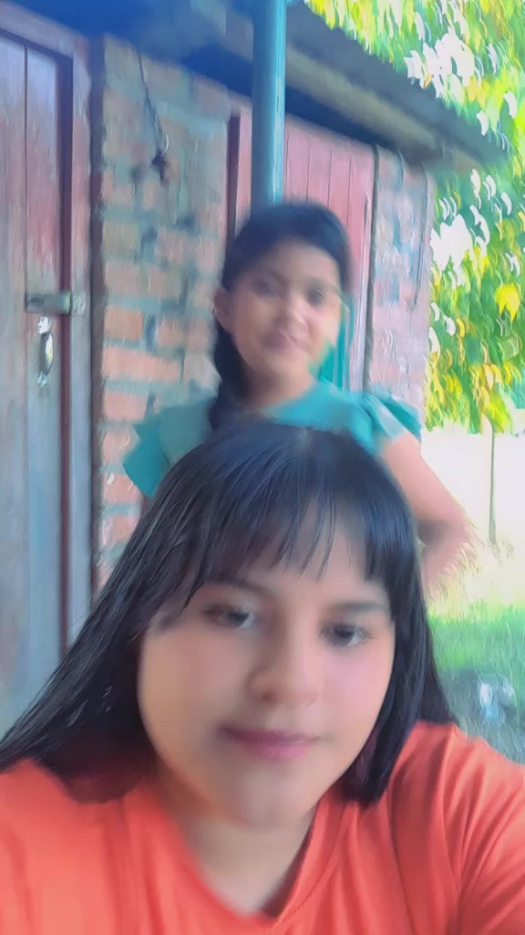 @Naomi 🦋🥰