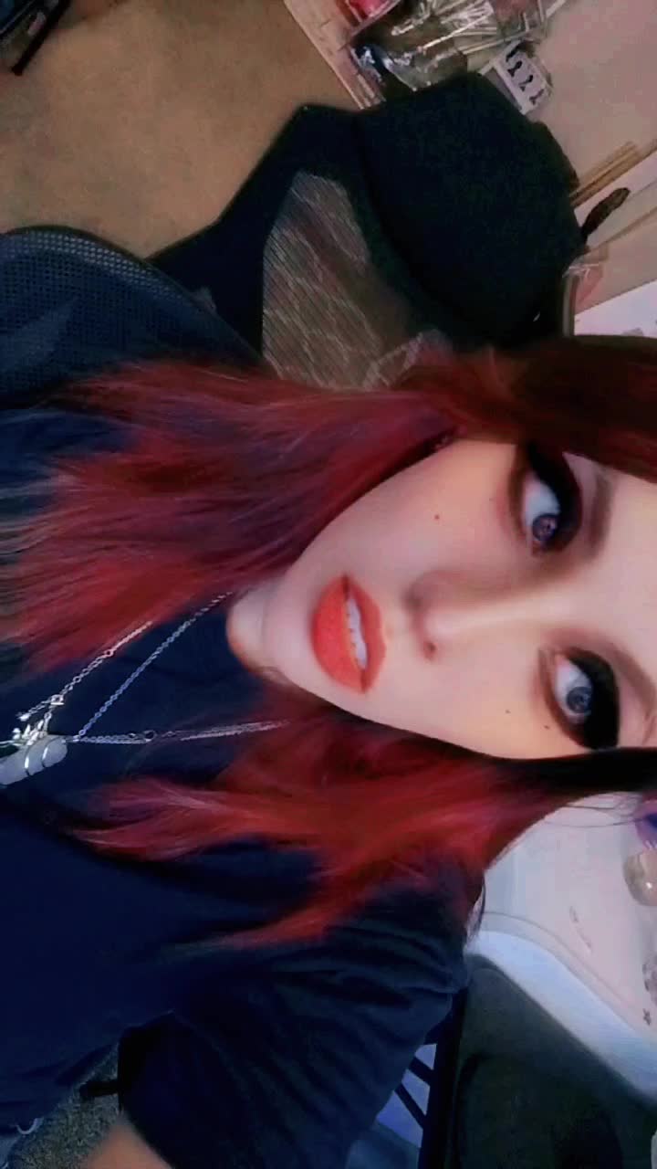 @Ang11694