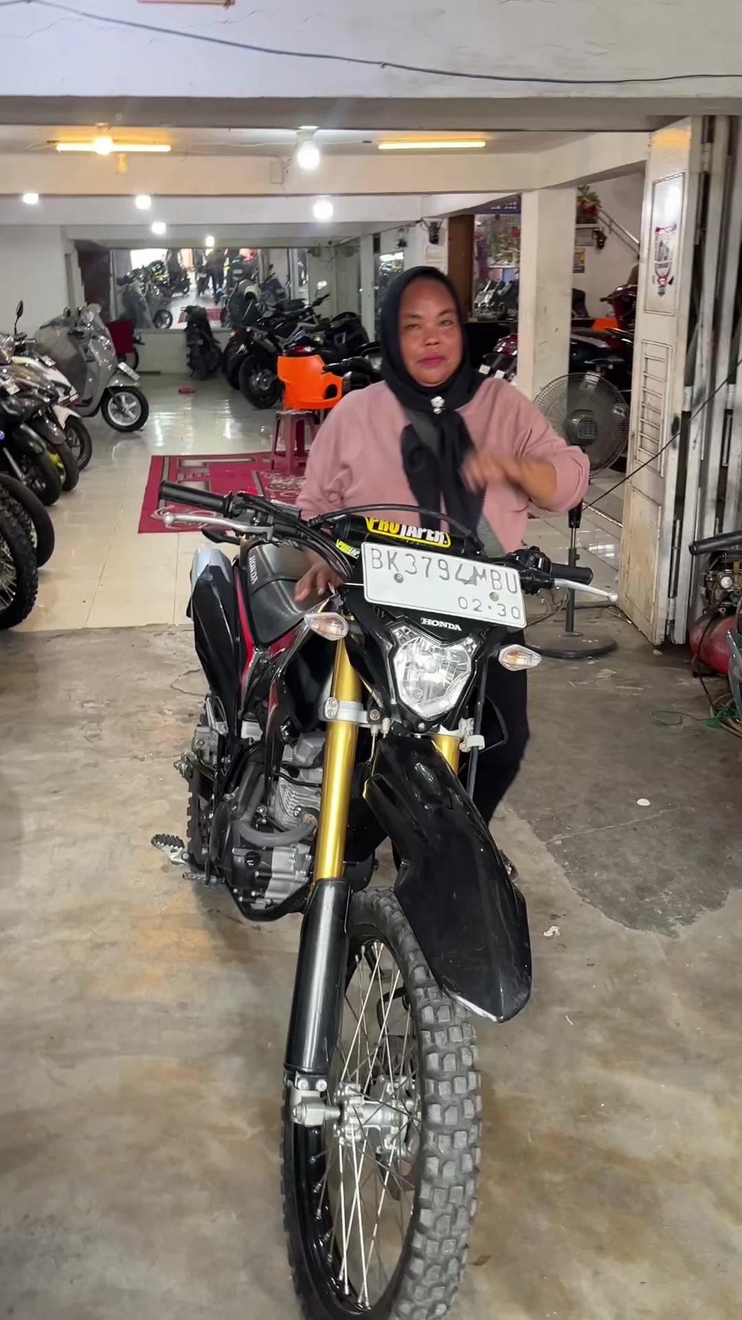 @Agnes Motor Perbaungan