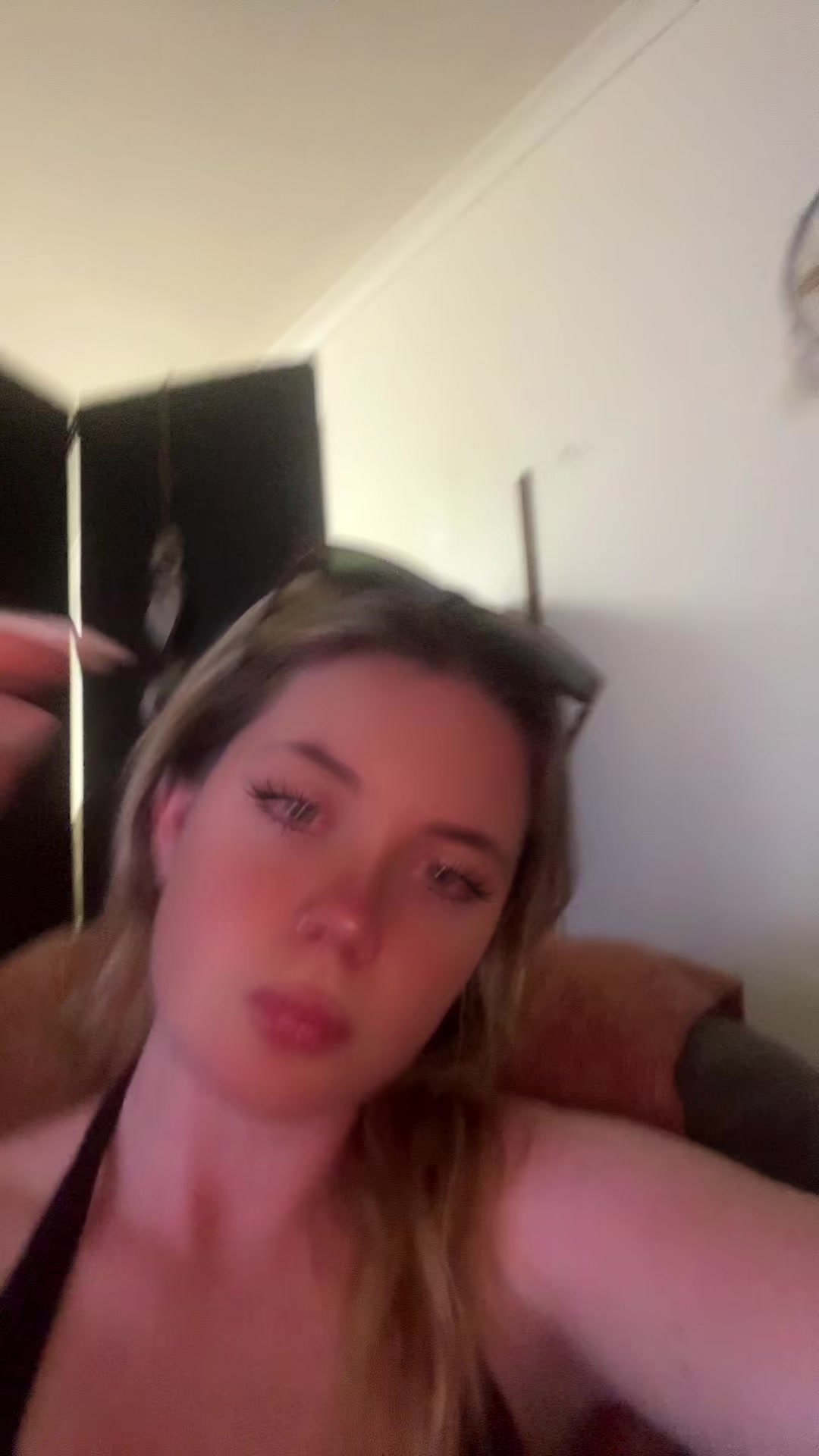 @Em𑣲