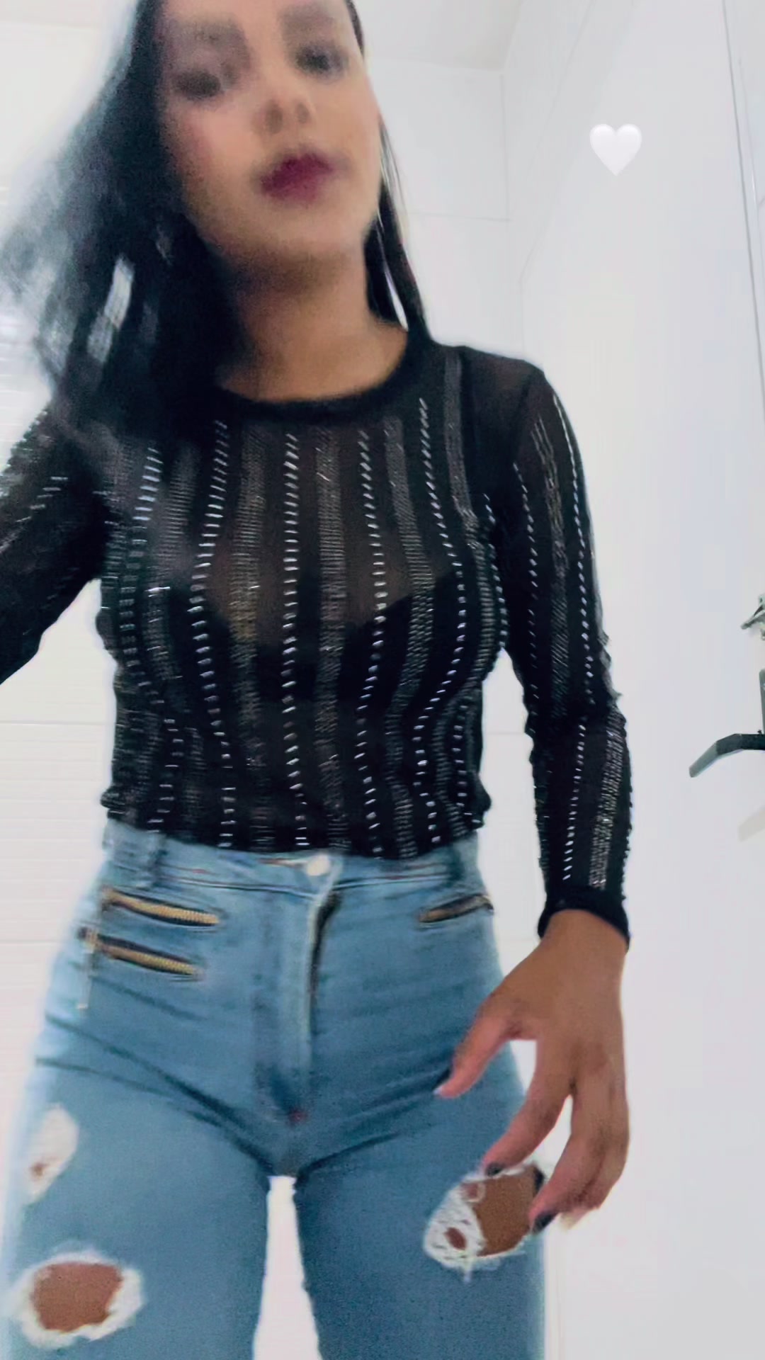 @taissafernanda