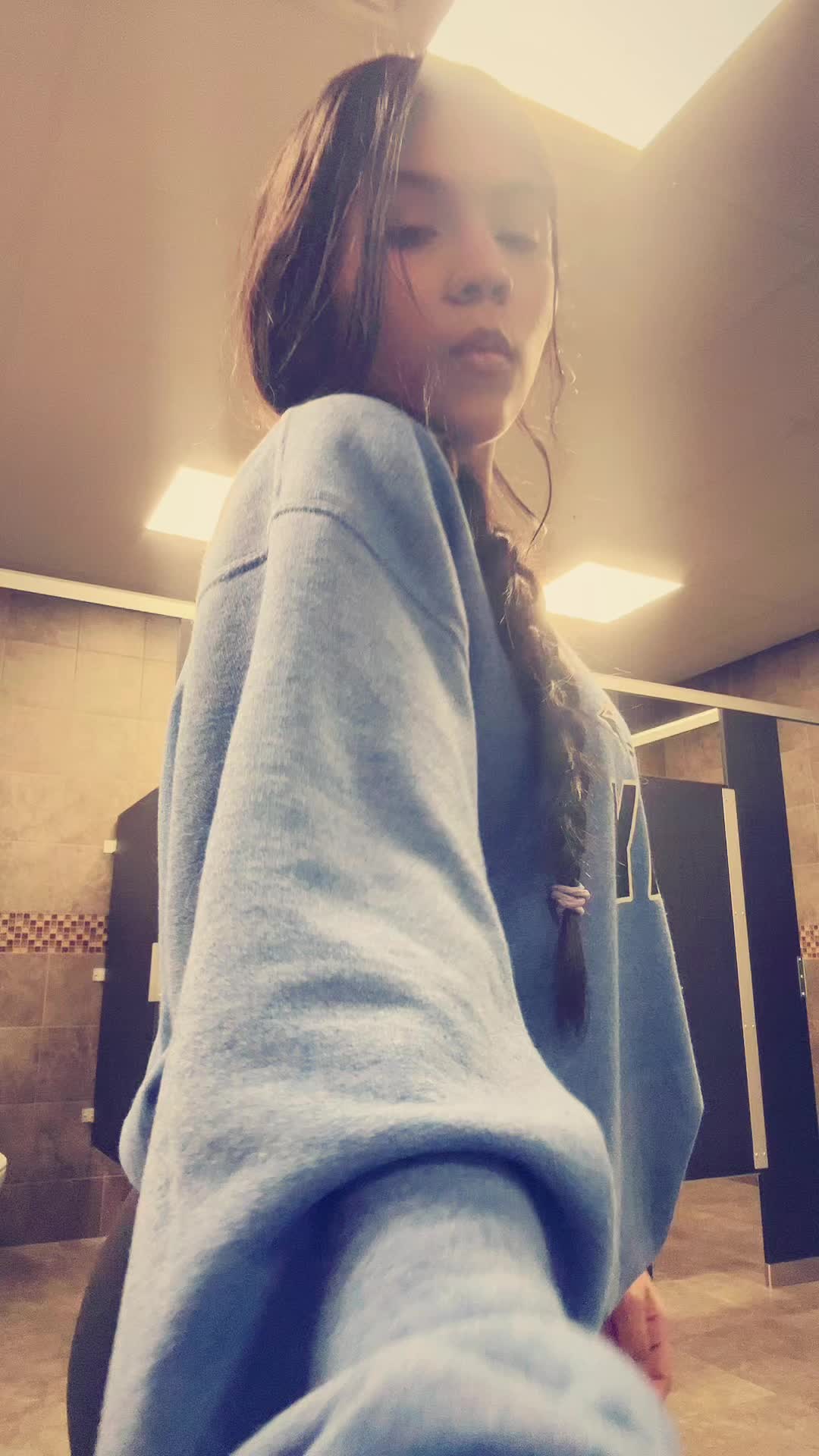 @Angela ౨ৎ