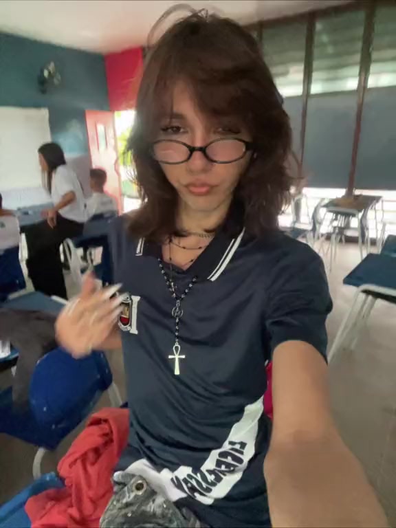 @ᵛᵃᵐᵖ✯