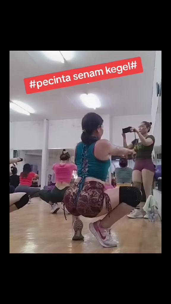 @Dindaayu