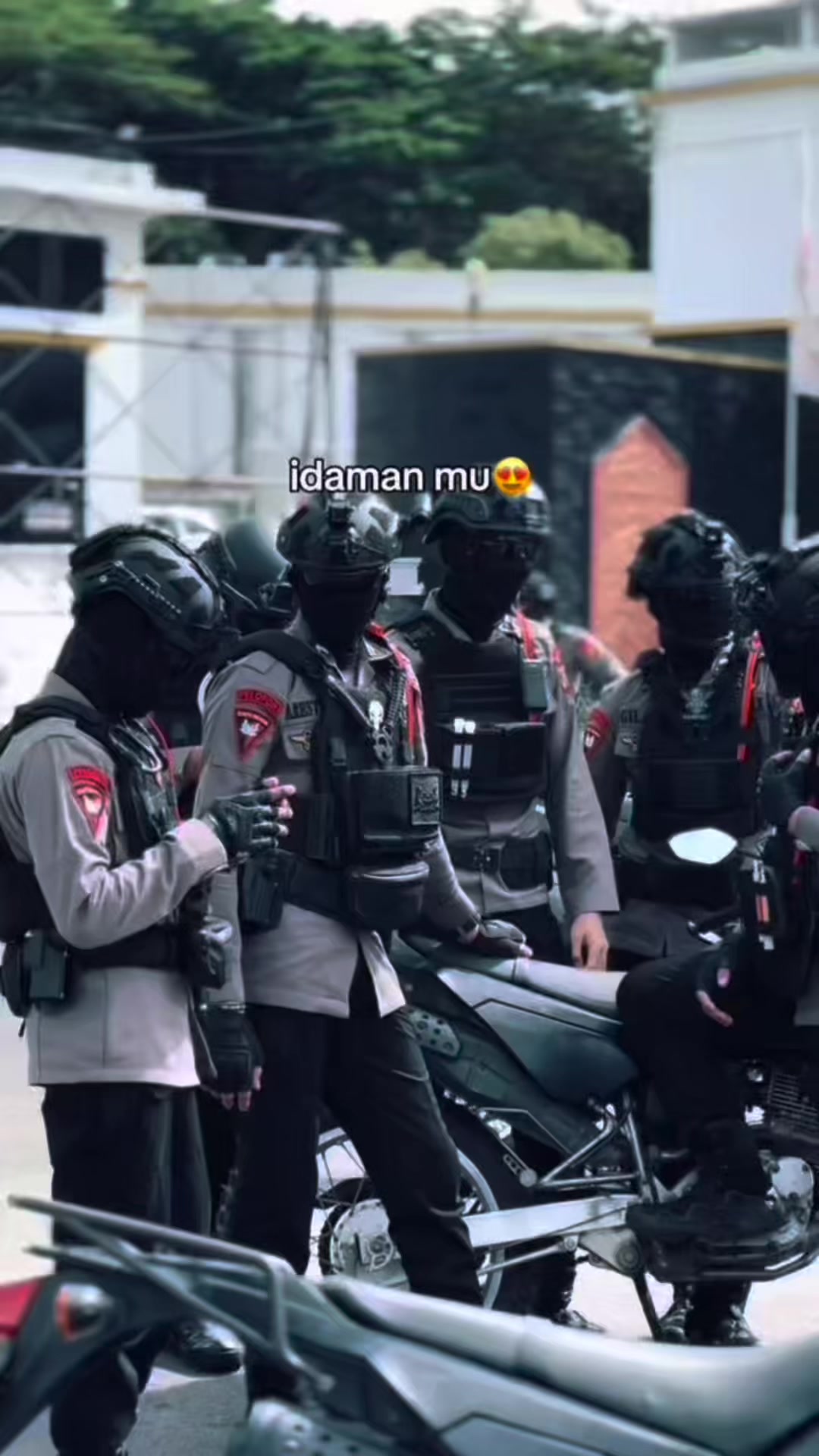 @Dhesra