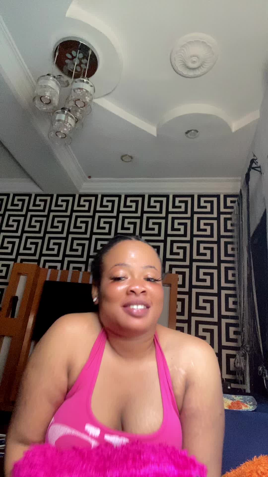 @Anikeade12