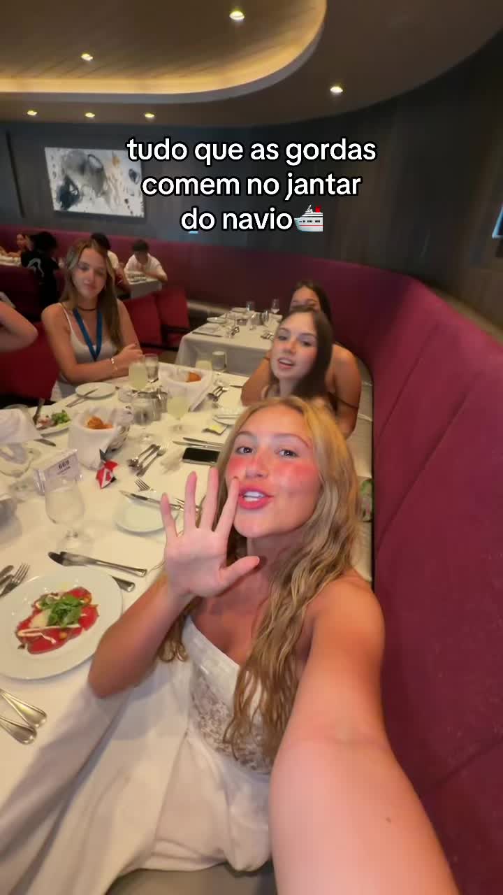 @Lara B🫧