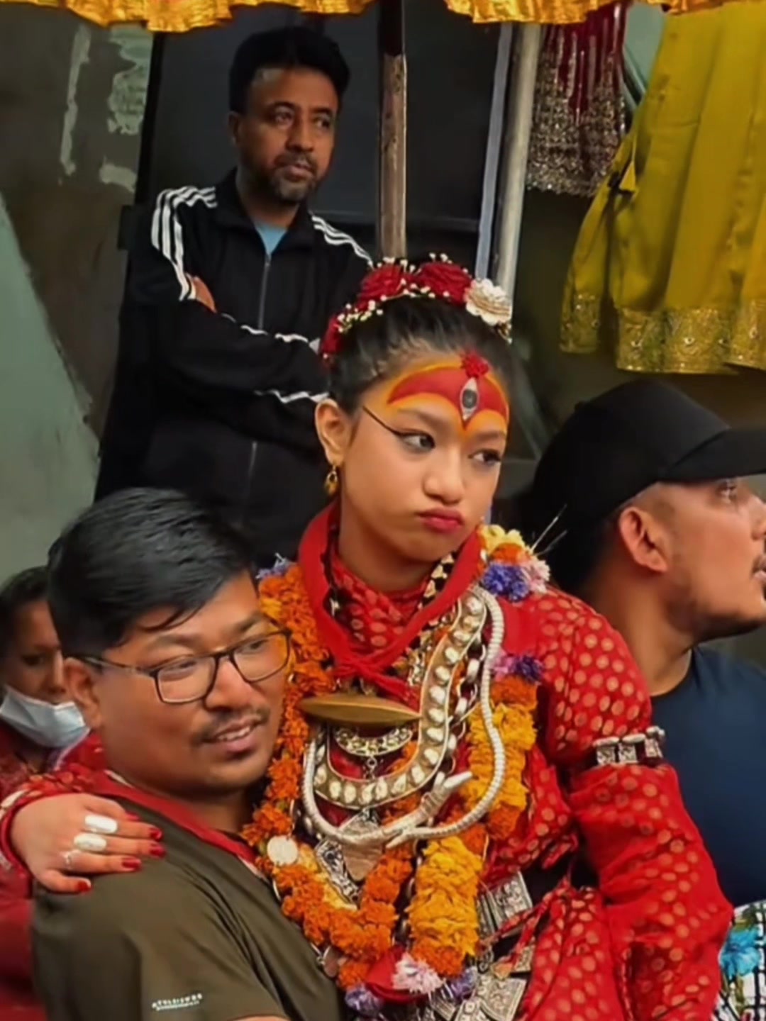 @झी नेवा पी
