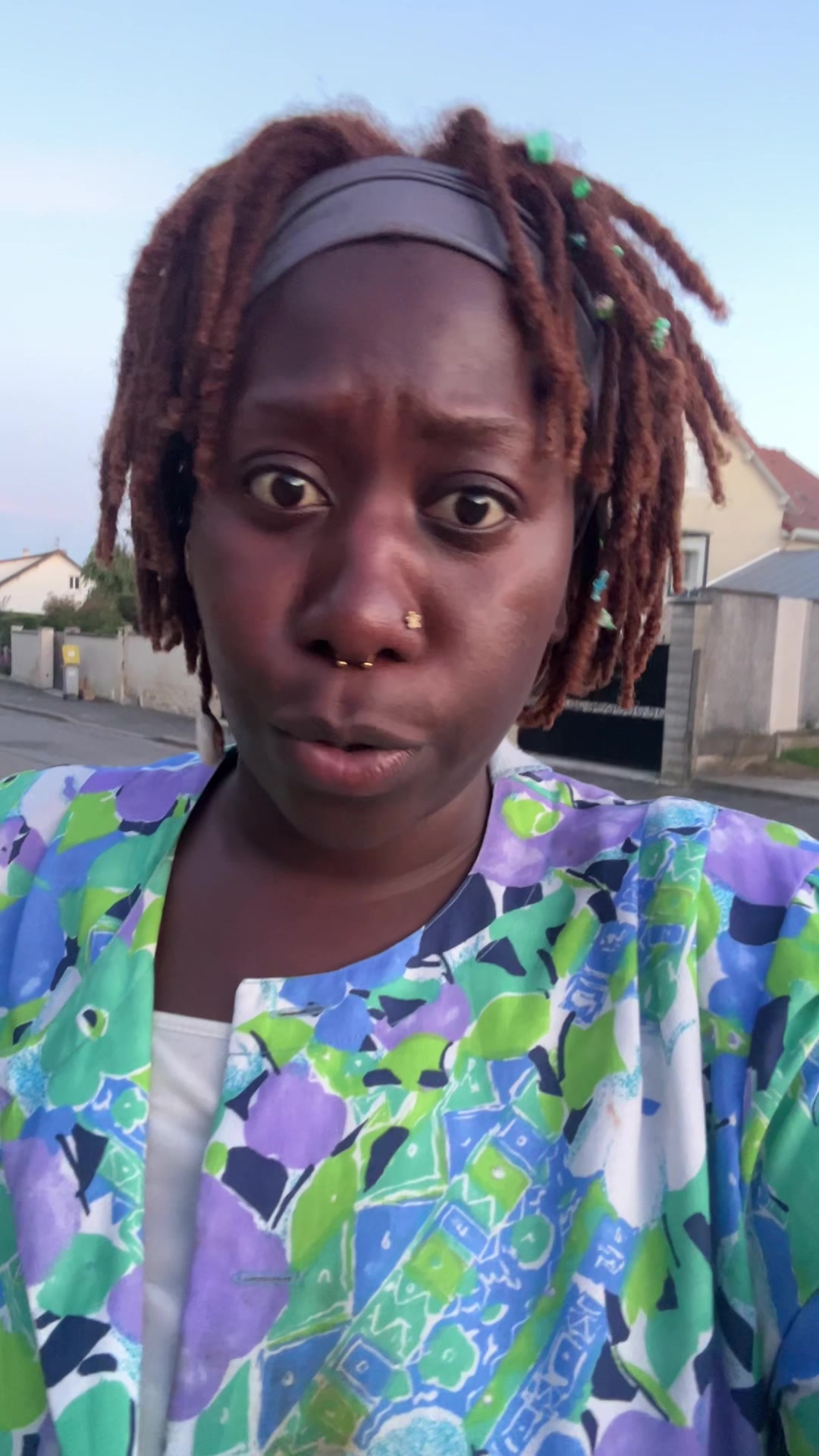 @itsayomi