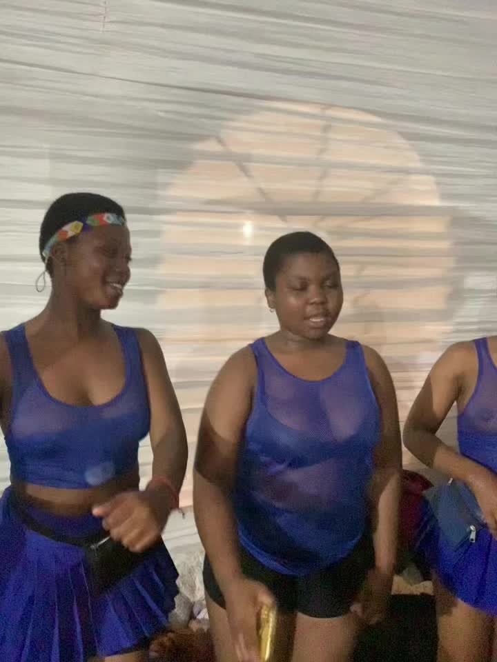 @Sisanda