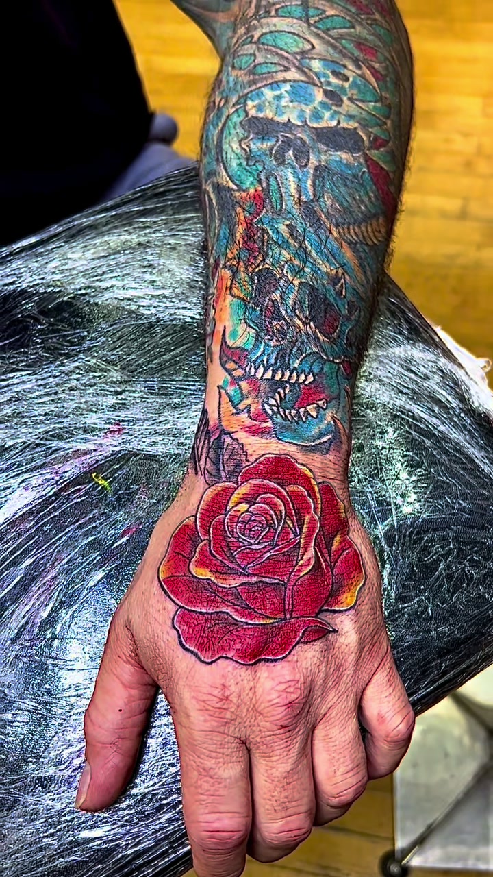 @Tattoo Extraordinaire