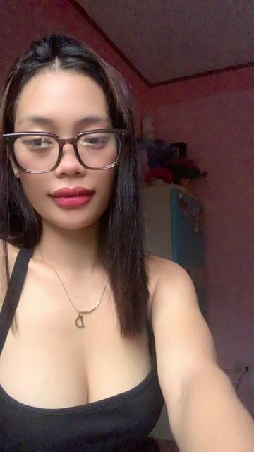 @🦋