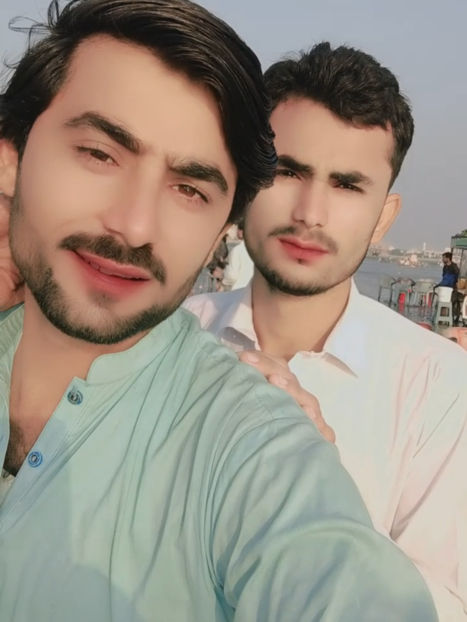 @Zaku Niazi 🇦🇫