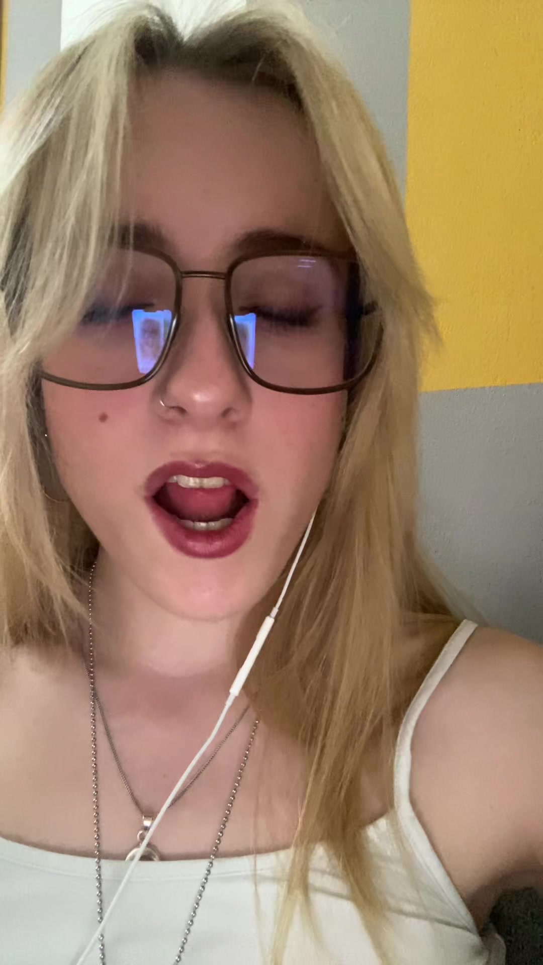 @lola ⋆˚꩜。⁶³ ⁴⁶ ⁷²