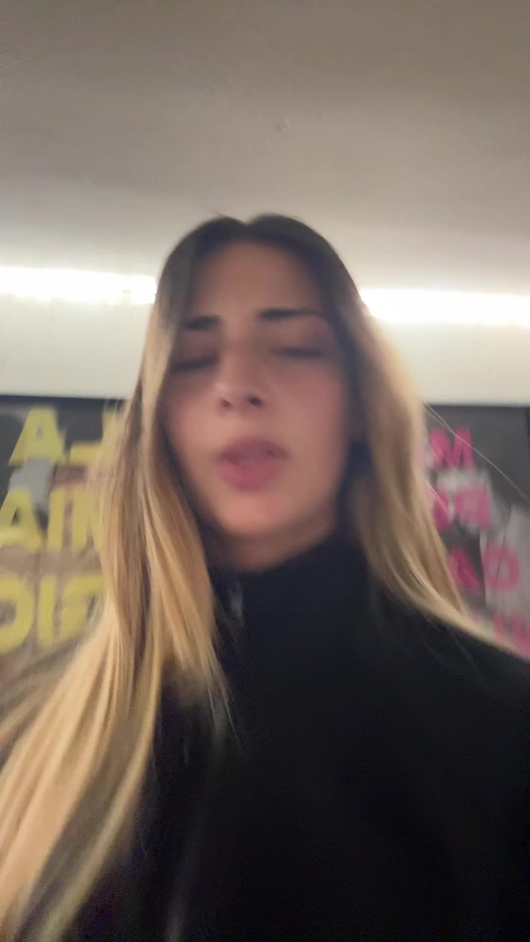 @Elly⭐️