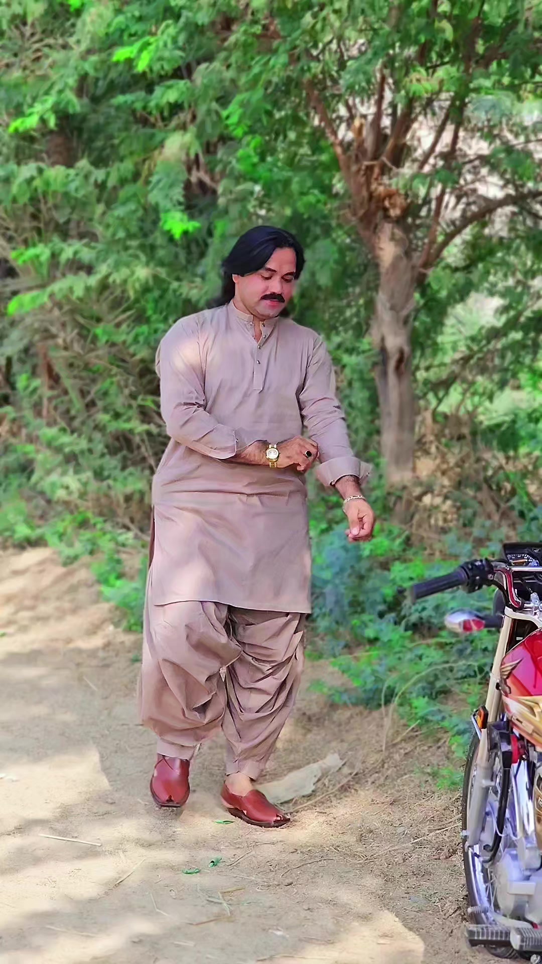 @▄︻̷̿┻̿═━ شاہد سرکانی▄︻̷̿┻̿═━一