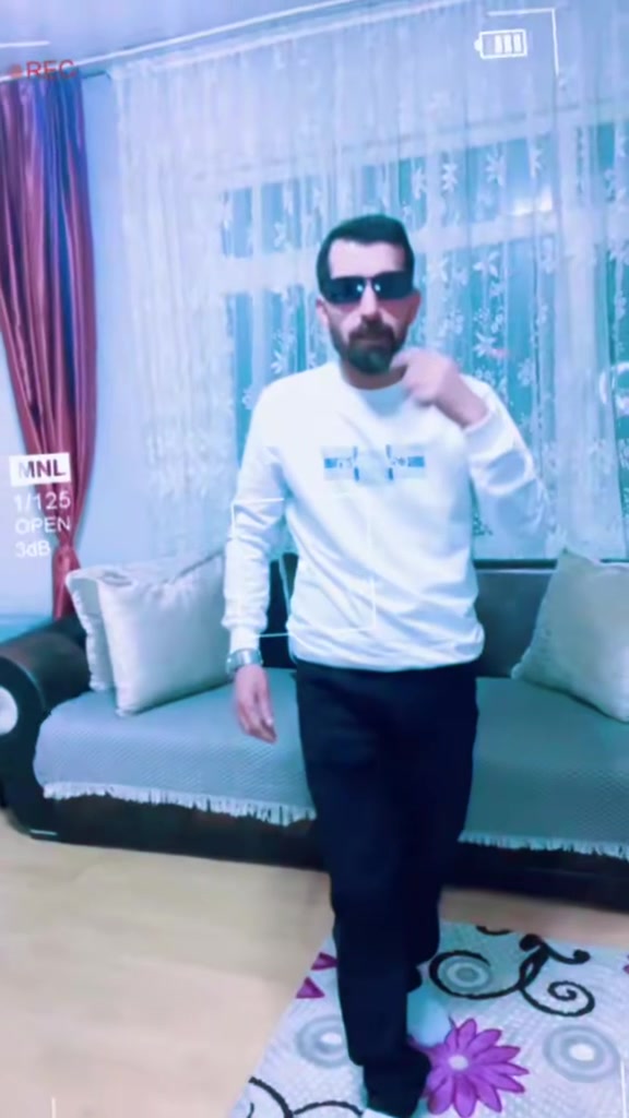 @İKİ G&Ouml;Z&Uuml;M